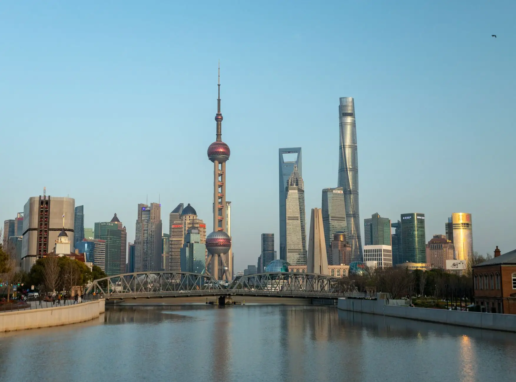 贸易服务行业2024年装饰材料采购趋势与质量管控要点分析