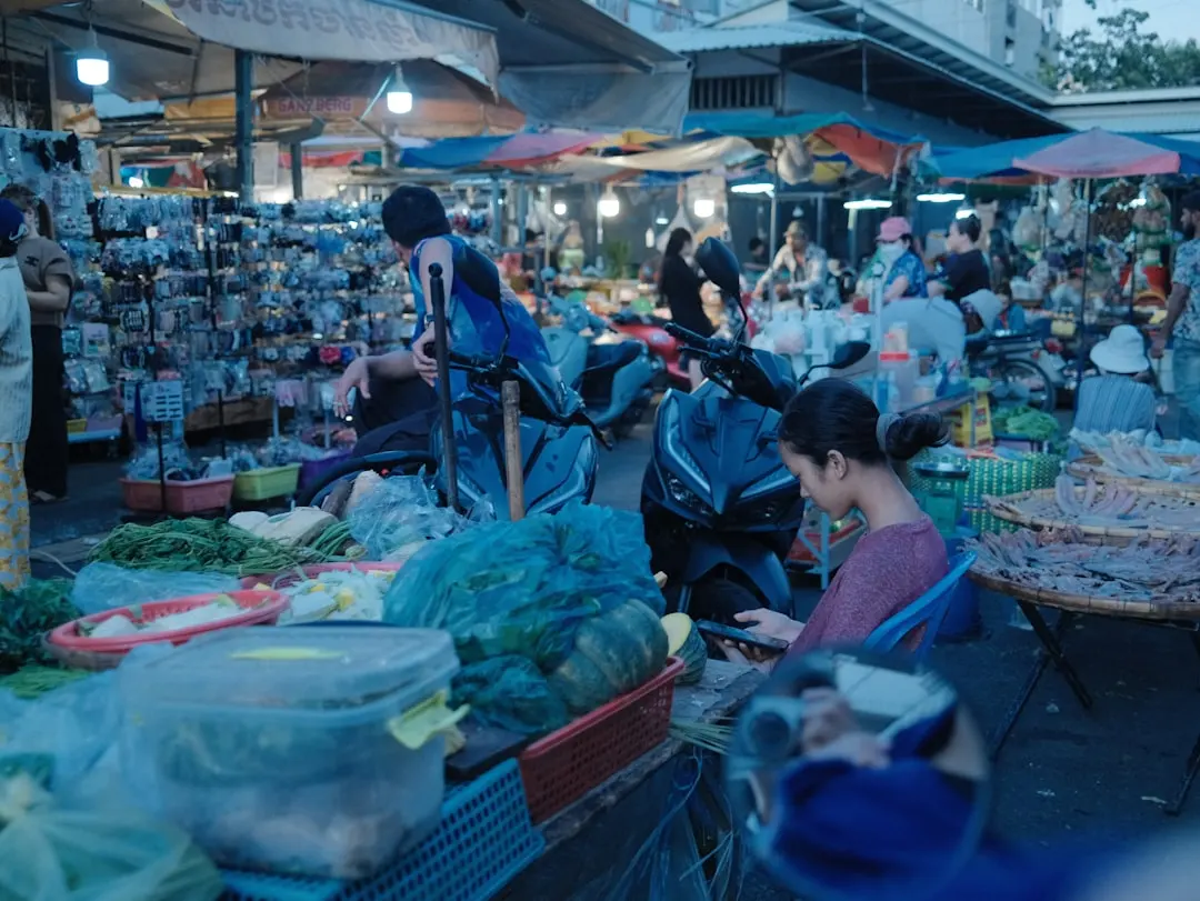 2025年装饰材料行业绿色环保标准升级对家居饰品采购的影响分析